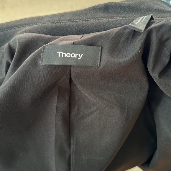Theory Casual Crepe Black One-Button Long Sleeve Front Pockets Blazer Size 4 - Picture 10 of 13